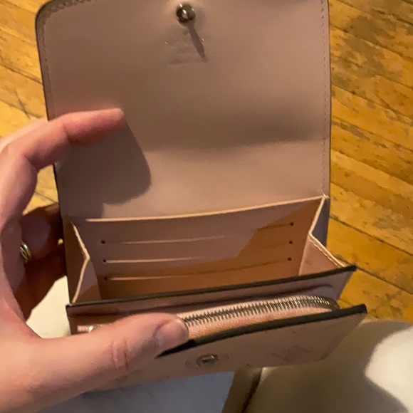 Louis Vuitton - Compact Iris Wallet - Magnolia (excellent condition) - Picture 6 of 7